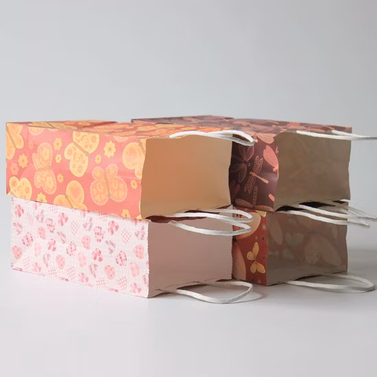 관례는 뒤틀린 손잡이를 가진 인쇄된 선전용 예술 쇼핑 선물 브라운/백색 Kraft 종이 봉지를 재생했습니다